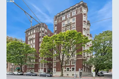 1209 SW 6th Ave #701, Portland, OR 97204 - Photo 1