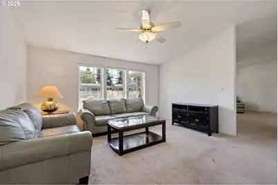 3220 Crescent Ave #39, Eugene, OR 97408 - Photo 23