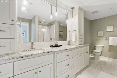 3601 S River Pkwy #2110, Portland, OR 97239 - Photo 23