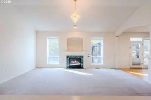 16442 SE High Meadow Loop, Portland, OR 97236 - Photo 5