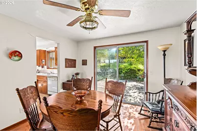 30712 Burkett Rd, Cottage Grove, OR 97424 - Photo 13