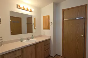 835 SE 1st Ave, Canby, OR 97013 - Photo 23