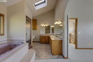 1060 NE 7th Dr, Newport, OR 97365 - Photo 31