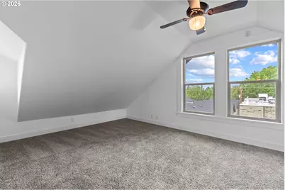 71 NE Graham St, Portland, OR 97212 - Photo 23