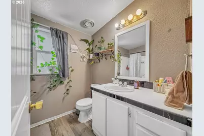 2084 18th St, Baker City, OR 97814 - Photo 23