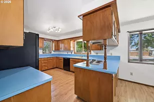 3585 Walton Ln, Eugene, OR 97408 - Photo 9
