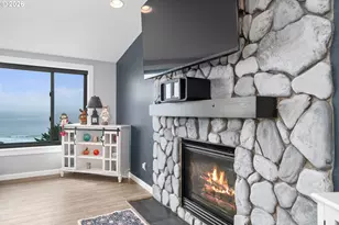 2035 NE 66th St, Lincoln City, OR 97367 - Photo 11