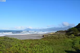 33130 Nesika Rd, Gold Beach, OR 97444 - Photo 13