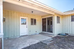 425 SW Laurel St, Junction City, OR 97448 - Photo 25
