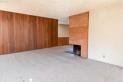 425 SW Laurel St, Junction City, OR 97448 - Photo 7