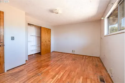 425 SW Laurel St, Junction City, OR 97448 - Photo 21