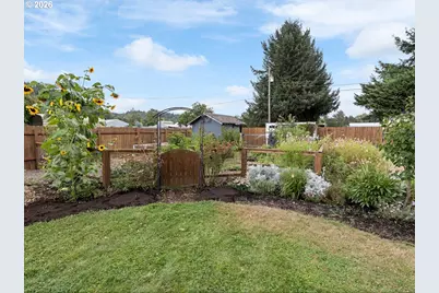 31835 Eastway St, Lebanon, OR 97355 - Photo 33