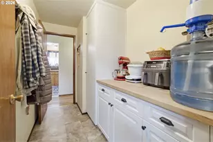 1237 Quinn Rd, Woodburn, OR 97071 - Photo 17