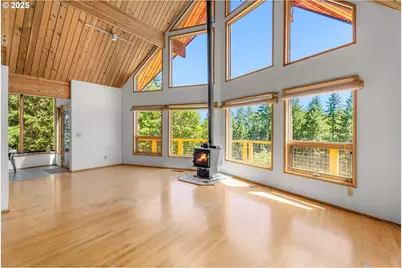 670 Old Homestead Rd, Oakland, OR 97462 - Photo 3