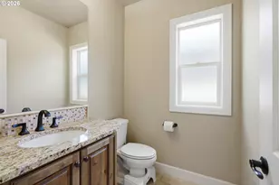 10507 NW 32nd Dr, Vancouver, WA 98685 - Photo 9