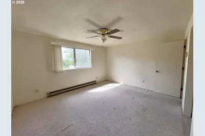 620 S Wasson St, Coos Bay, OR 97420 - Photo 7