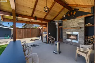 363 S Empire Blvd, Coos Bay, OR 97420 - Photo 15