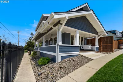 363 S Empire Blvd, Coos Bay, OR 97420 - Photo 11