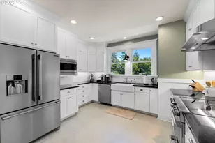 363 S Empire Blvd, Coos Bay, OR 97420 - Photo 17