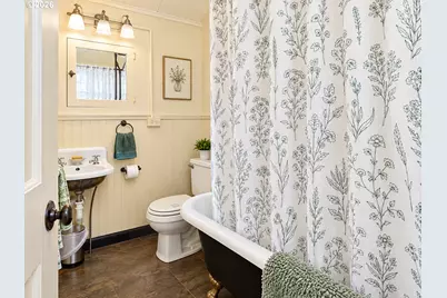 1613 2nd St, Baker City, OR 97814 - Photo 7