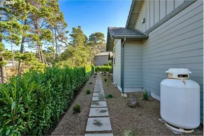 34 Bonnett Way, Florence, OR 97439 - Photo 41