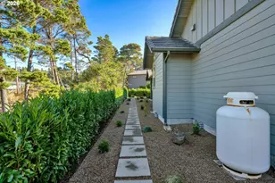 34 Bonnett Way, Florence, OR 97439 - Photo 41