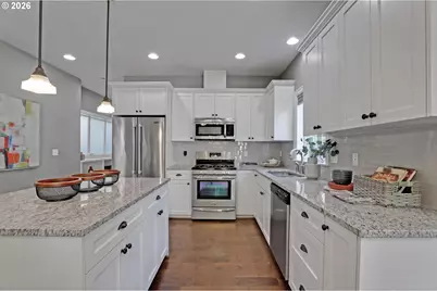 3393 NE 74th Ave, Portland, OR 97213 - Photo 5