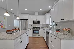 3393 NE 74th Ave, Portland, OR 97213 - Photo 5