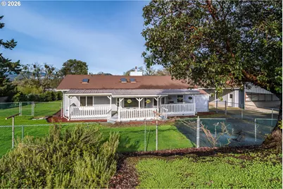 199 Blands Ln, Roseburg, OR 97471 - Photo 9