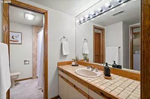 1320 SW Hall St, Portland, OR 97201 - Photo 25