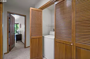 1320 SW Hall St, Portland, OR 97201 - Photo 29