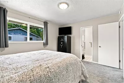 2223 SE 139th Ave #A, Portland, OR 97233 - Photo 33