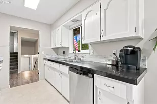 2223 SE 139th Ave, Portland, OR 97233 - Photo 27