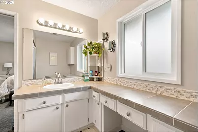 2223 SE 139th Ave #A, Portland, OR 97233 - Photo 37