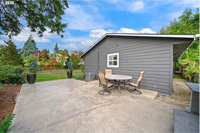 4735 Sussex St, West Linn, OR 97068 - Photo 33