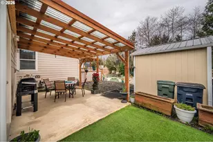 1060 Cedar Loop, Lakeside, OR 97449 - Photo 29