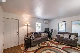 820 Rosemont Ave, Salem, OR 97304 - Photo 7