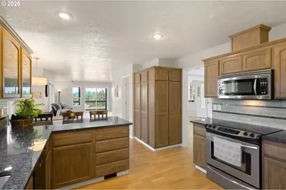 16023 Trail Dr, Oregon City, OR 97045 - Photo 23