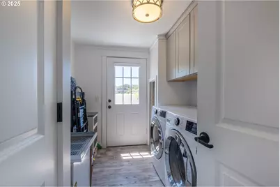 4875 N Highway 101, Depoe Bay, OR 97341 - Photo 35