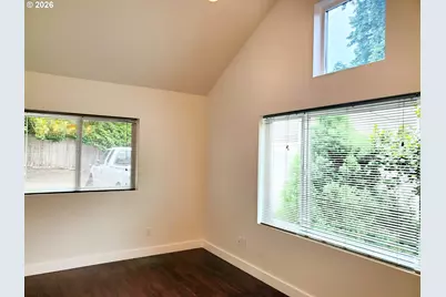 745 SW Maplecrest Dr, Portland, OR 97219 - Photo 39