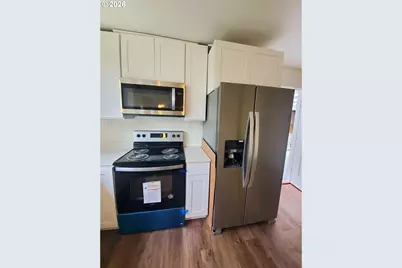 745 SW Maplecrest Dr, Portland, OR 97219 - Photo 7