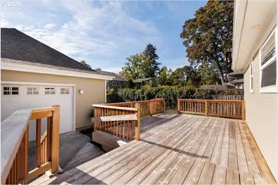 944 SE Sherrett St, Portland, OR 97202 - Photo 35