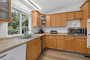 37120 E Historic Columbia Ri Hwy, Corbett, OR 97019 - Photo 29