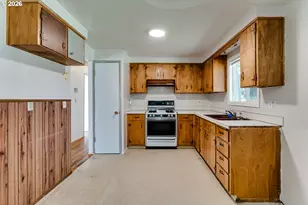 3260 Admiral St, Eugene, OR 97404 - Photo 3