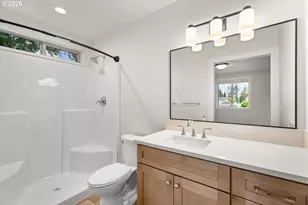 12318 Meadowlawn Dr, Oregon City, OR 97045 - Photo 17