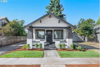 1078 Young St, Woodburn, OR 97071 - Photo 37