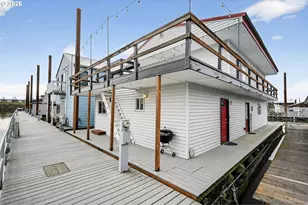 1849 N Jantzen Ave, Portland, OR 97217 - Photo 3