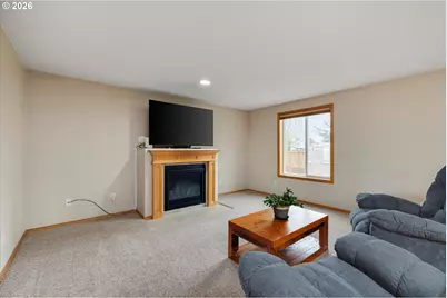 2366 Baines Blvd, Hubbard, OR 97032 - Photo 7