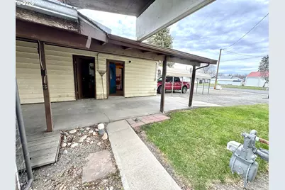 1905 Cherry St, Baker City, OR 97814 - Photo 19