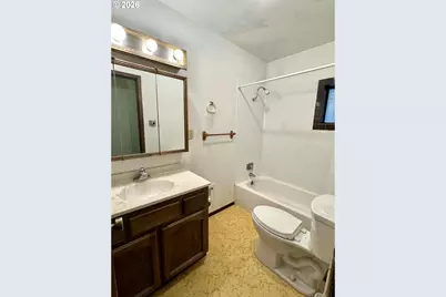 1905 Cherry St, Baker City, OR 97814 - Photo 9